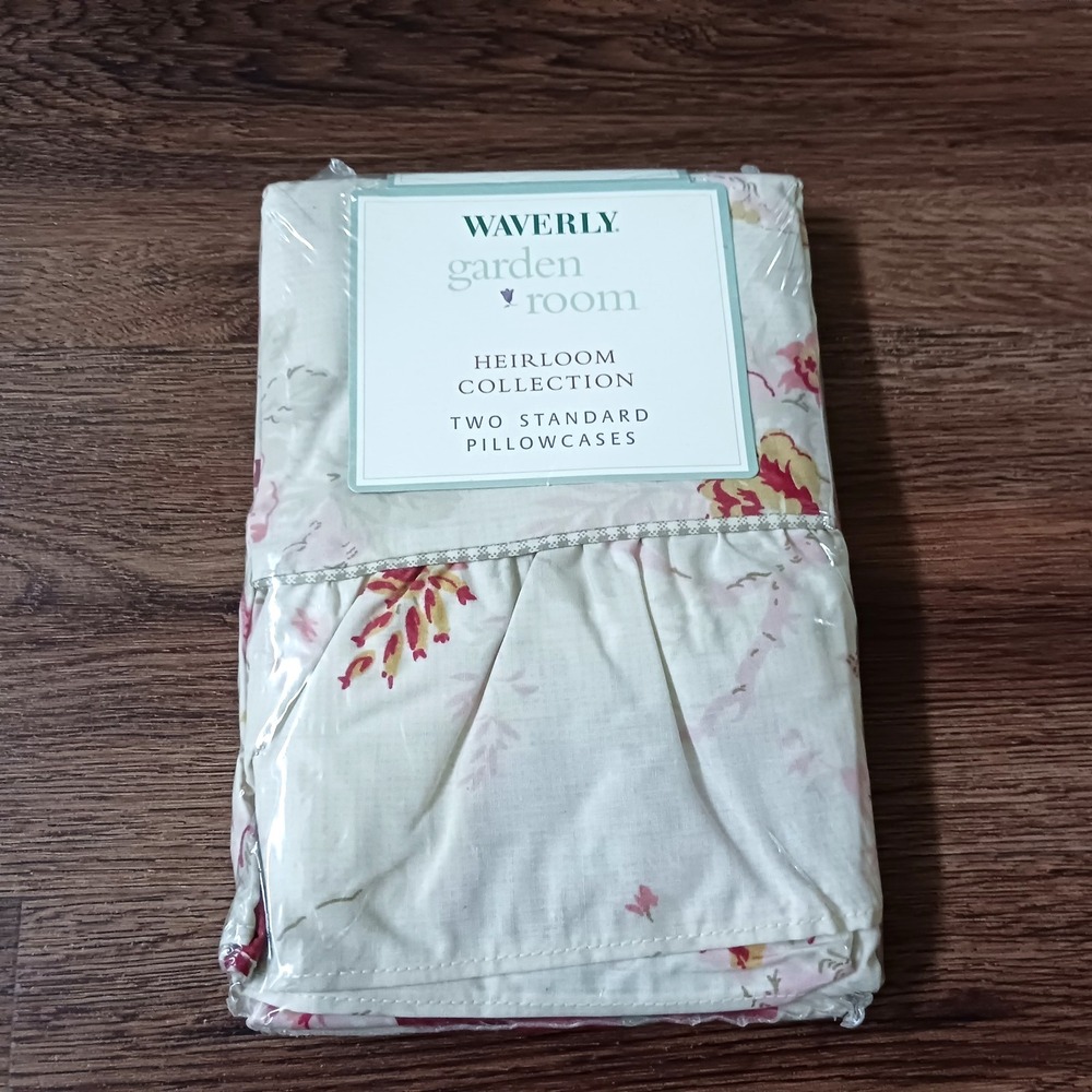 New Waverly Vintage Rose 2 Standard Pillowcases Garden Room Heirloom Collection